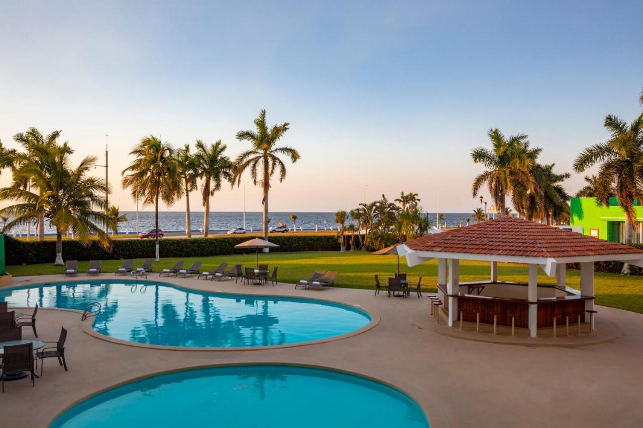 Gamma Campeche Malecon Hotel Bagian luar foto