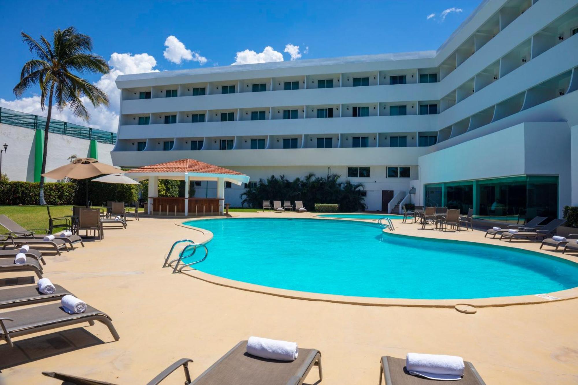 Gamma Campeche Malecon Hotel Bagian luar foto